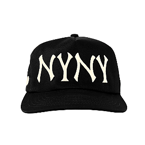 OMA DESIGN STUDIOS - Boné NY NY "Preto/Creme" -NOVO-