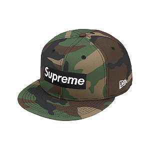 SUPREME X NEW ERA - Boné Rings Box Logo 59Fifty "Woodland Camo" -NOVO-