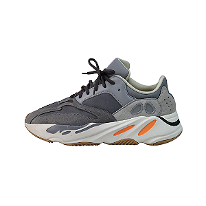 ADIDAS - Yeezy Boost 700 "Magnet" (42,5 BR/10,5 US) -USADO-