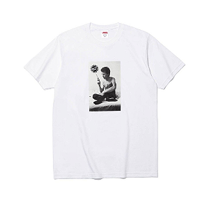 SUPREME x LARRY CLARK - Camiseta Gun FW26 "Branco" -NOVO-