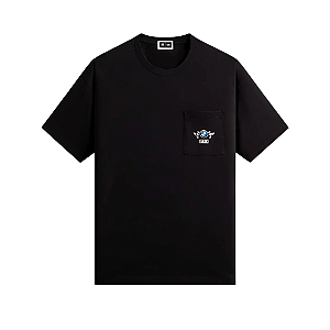 KITH x BMW - Camiseta CSI 3.0 Schematic Pocket "Preto" -NOVO-