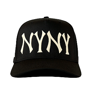 OMA DESIGN STUDIOS - Boné NY NY Curved Brim "Preto/Creme" -NOVO-