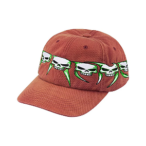 SUPREME - Boné Skulls Spellout 6-Panel FW26 "Rust" -NOVO-