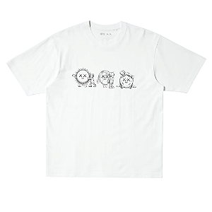 UNIQLO x KAWS - Camiseta Universe Sun/Earth/Moon UT "Branco" -NOVO-