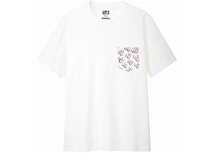 UNIQLO x KAWS - Camiseta BFF Pocket "Branco" -NOVO-