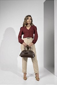 Calça Cenoura Alfaiataria Bege Quality Moda Plus Size preview mlj
