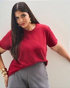 TShirt Basic Levemente Oversize Vermelha Quality Moda Plus Size Brit Preview qbl
