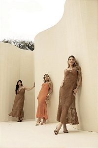 Vestido Drapead Decote e Babado Quality Moda Plus Size Preview Dvs