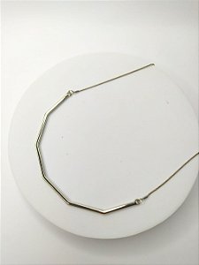 Colar Curto Choker Sextavado