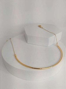 Colar Choker Haste Curva Simples