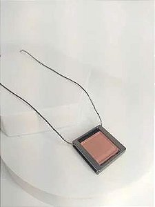 Colar Quadrado Dupla Face com Pastilha