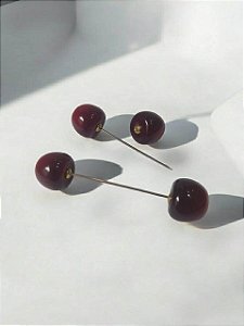 Broche Alfinete com Cerejas