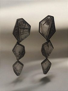 Brinco Quartzo com Zircônias