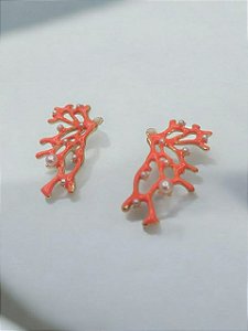 Brinco Coral Laranja com Esferas Peroladas