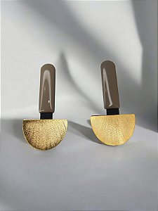 Brinco MDF com Metal Efeito Escovado