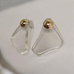 Brinco Forma Geometrica Acrilico Com esfera Dourada
