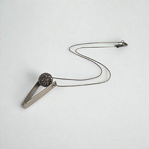 Colar Longo V com Esfera
