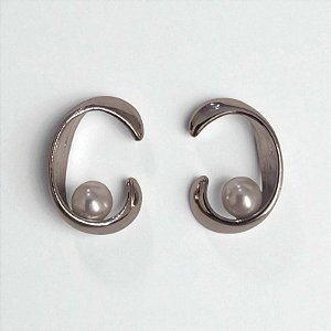 Brinco Curvado com Pérola