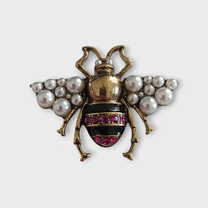 Broche Inseto Perolado