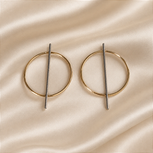 Brinco Circulo Dourado e Haste Prata