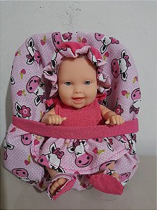 Boneca divertoys  borracha