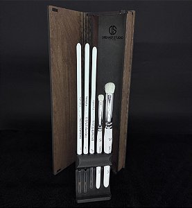 Novo Kit Pincéis Kolinsky de Precisão + DRY + Estojo - Dreamer Studio (5 pincéis - 2/0, 1, 2, S e M)