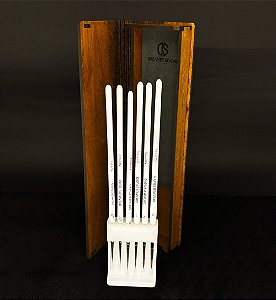 Kit Pincéis Kolinsky de Precisão Kolinsky - Dreamer Studio (6 pincéis - 0, 1, 2, 3, 2/0 e 3/0)