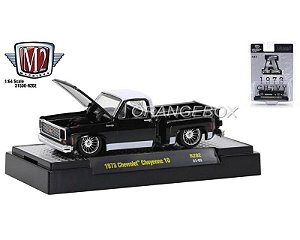 Chevrolet Cheyenne 10 1973 RZ02 A 1:64 M2 Machines Preto - 20 anos