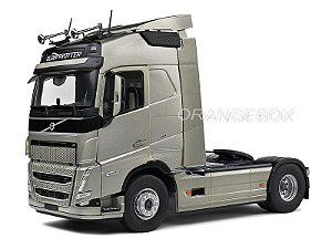 Volvo FH 　SOLIDO製　ミニカー Volvo FH Globetrotter XL 1:24 Solido Cinza - 20 anos! Loja on-line
