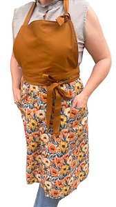 Avental Flores de Aquarela Coleão Bellas Feitas para Viver