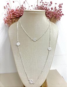 COLAR VENEZIANA 90CM COM MARGARIDAS