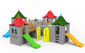 Playground Castelo Clubinho Minore II - Com Cinco Torres Com Telhado