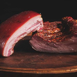 Bacon Defumado Em Peça Artesanal Porco Alado - 300g