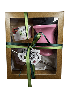 Kit Chimarrão Rosa com Chás Morango e Maçã para Presente