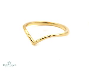 Anel V - Banhado a Ouro 18k