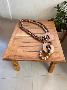 Mesa de centro Rústica de Madeira – 60 x 50 cm