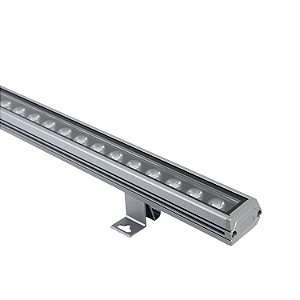 Projetor Linear cinza alumínio LED 36W 4000K 120° 4.320 lúmens IP67.