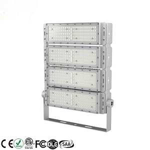 Luminária LED High Bay Modular 400W 4000K 68.000 lúmens IP67.