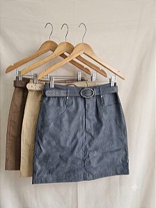 Short saia country em couro importado
