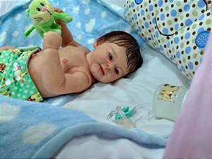 Bebê reborn Yago corpo todo em vinil