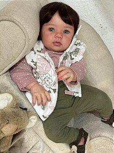 Boneca Bebê Reborn Abigail com Olhos Verdes – Super Realista