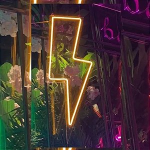 Letreiro Luminoso Painel Neon Raio 30x50 - Rei do neon