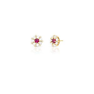 BRINCO DE FLOR COM CRISTAIS REDONDOS ROSA ESCURO AO CENTRO BANHADO A OURO
