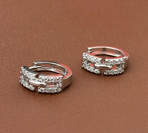 BRINCO ARGOLA CORRENTE ZIRCÔNIAS