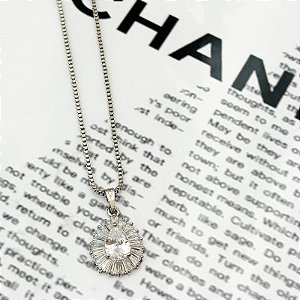 COLAR VENEZIANA GOTA COM NAVETES BRANCO