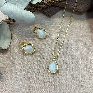 CONJUNTO BRINCO COLAR GOTA MADREPÉROLA ELIS