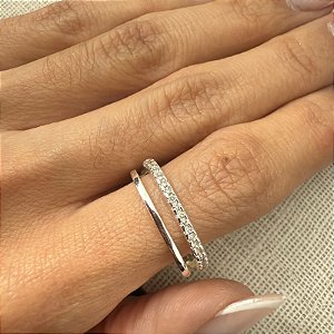 ANEL QUADRADO ARO DUPLO ZIRCÔNIAS