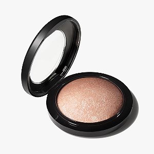 ILUMINADOR MAC MINERALIZE SKINFINISH SOFT E GENTLE