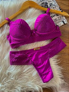 Conjunto De lingerie Calcinha Fio com detalhes em renda