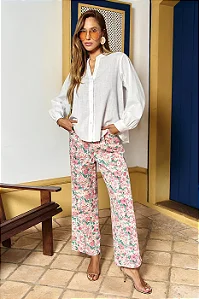CALÇA JEANS FLORAL RETA C/ PREGAS